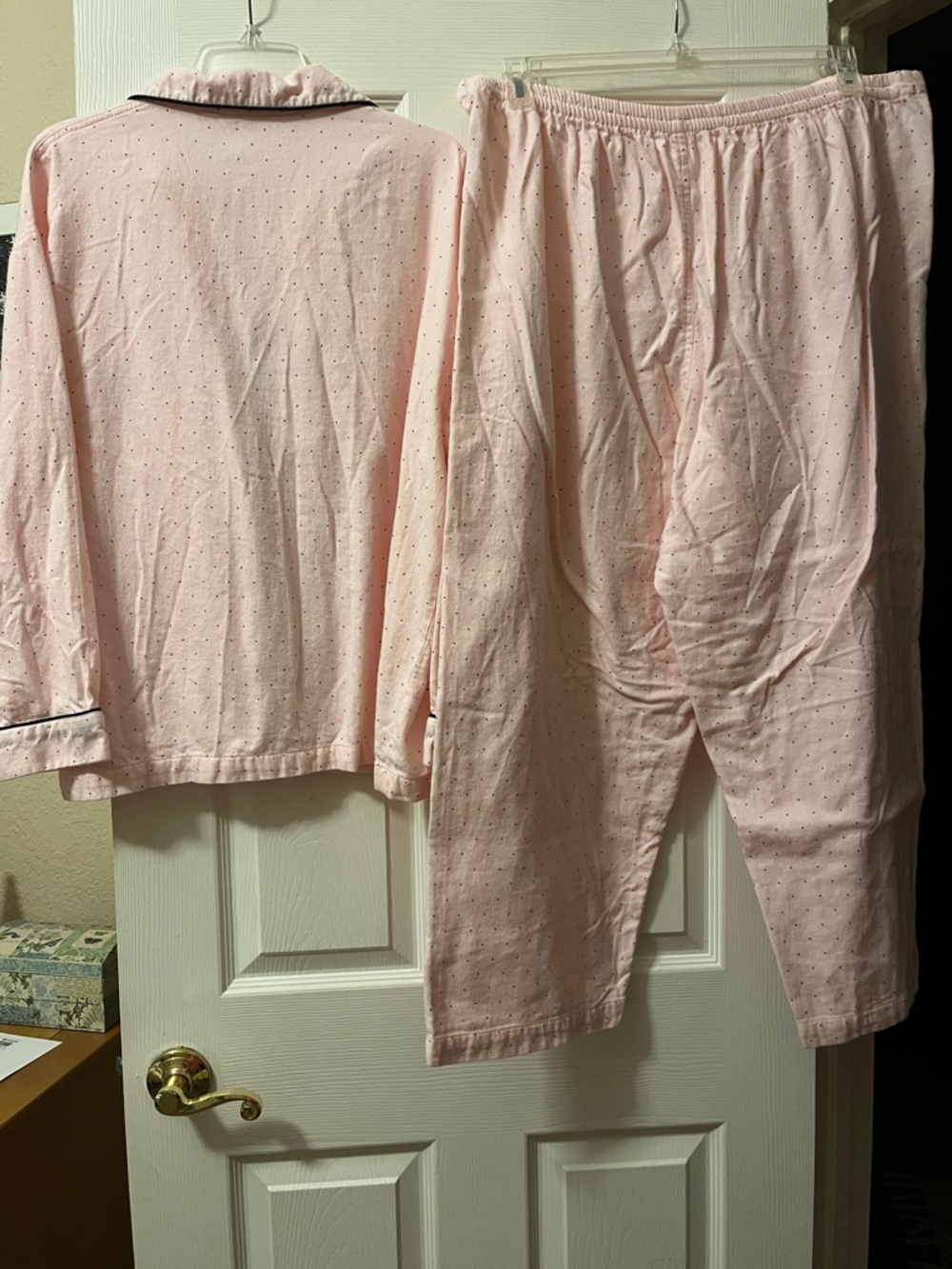 Victoria Secret Pajamas - Picture 4 of 7